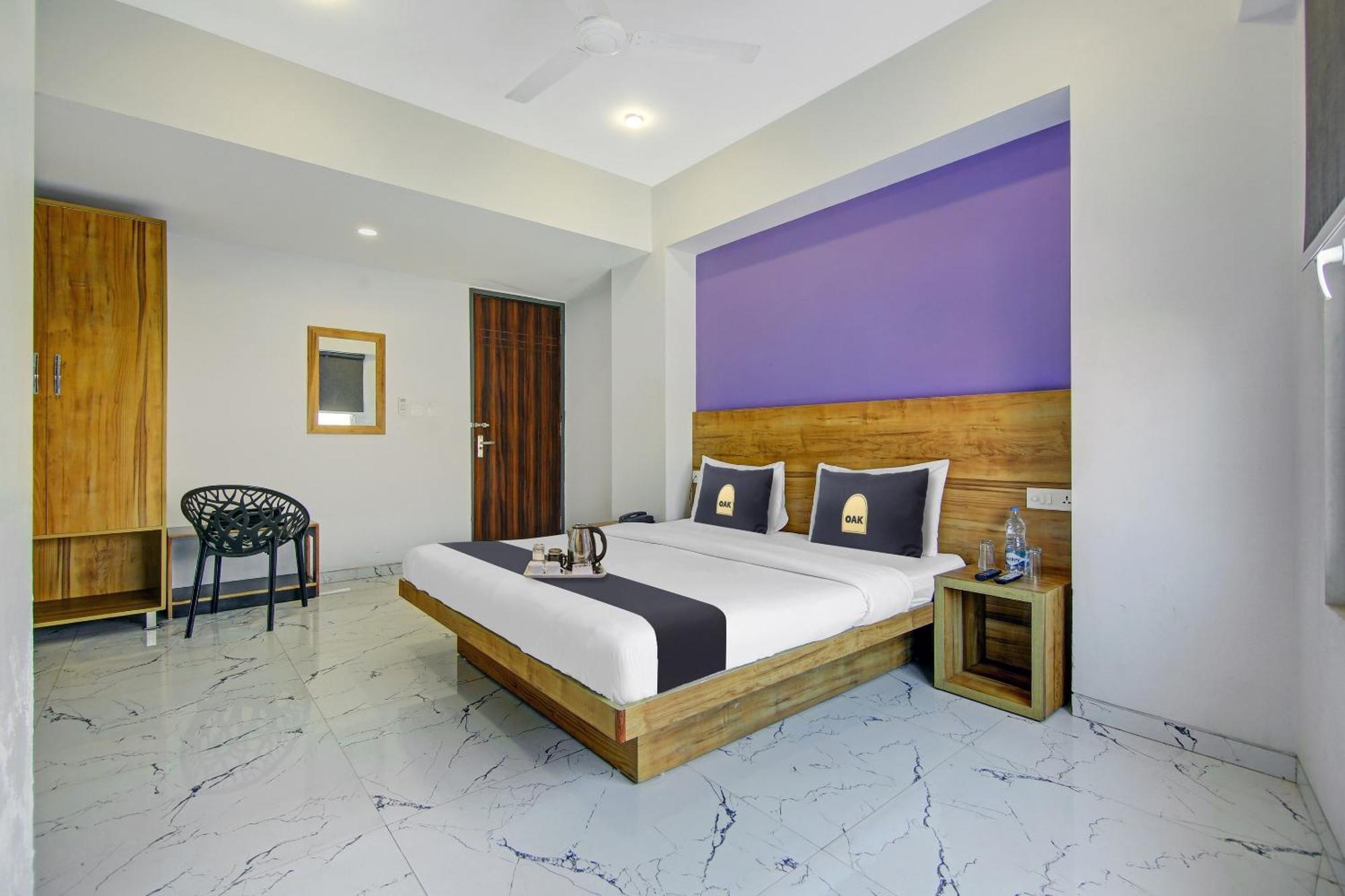 Super Townhouse Geetanjali Inn Gurgáon Kültér fotó