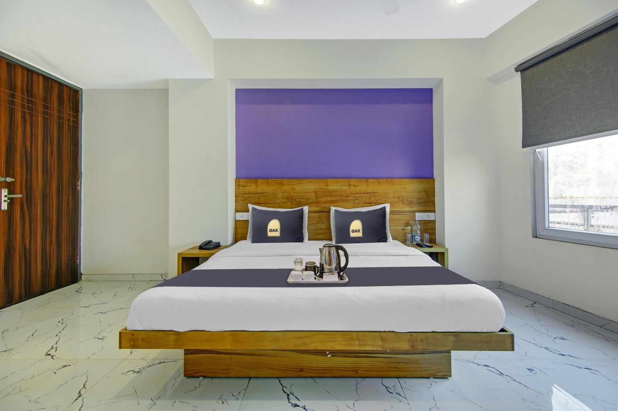 Super Townhouse Geetanjali Inn Gurgáon Kültér fotó