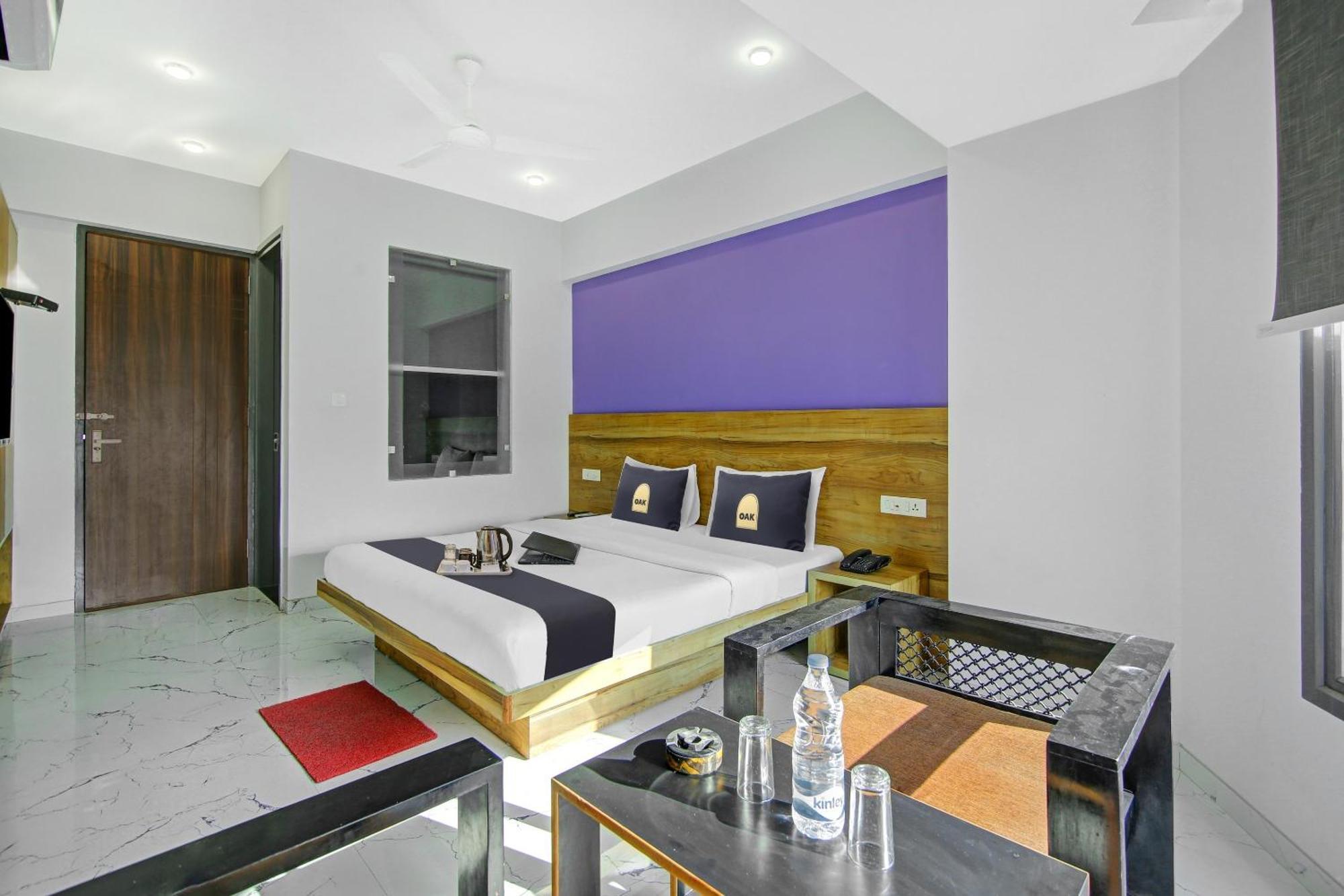 Super Townhouse Geetanjali Inn Gurgáon Kültér fotó